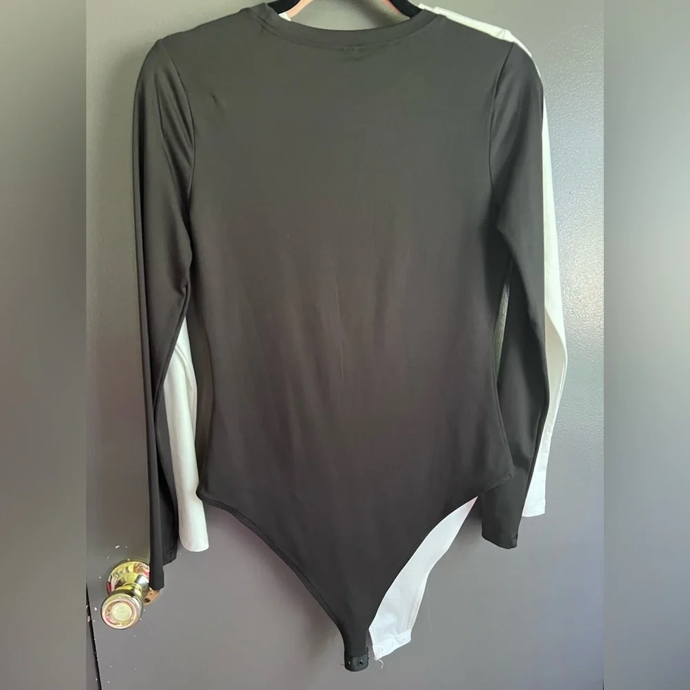 SHEIN Classic White and black Long Sleeve Bodysuits - Picture 4 of 4